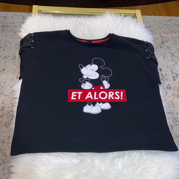 Disney Crop Sweatshirt Mickey saying “ET ALORS!” “So what” approximately size S - Picture 5 of 17